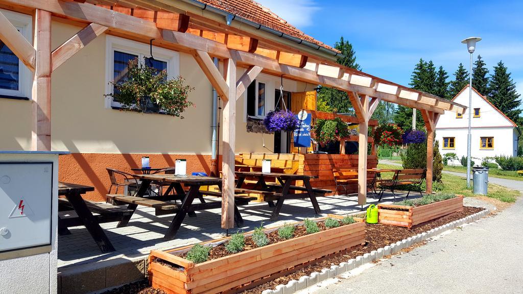 Penzion-Na Navsi Horni Plana Exterior photo