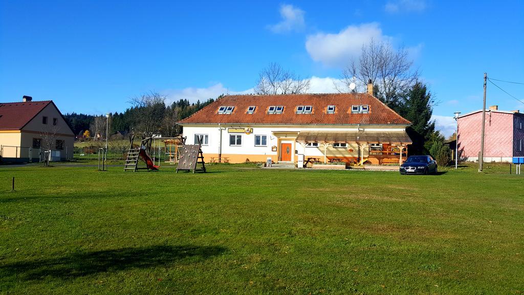 Penzion-Na Navsi Horni Plana Exterior photo