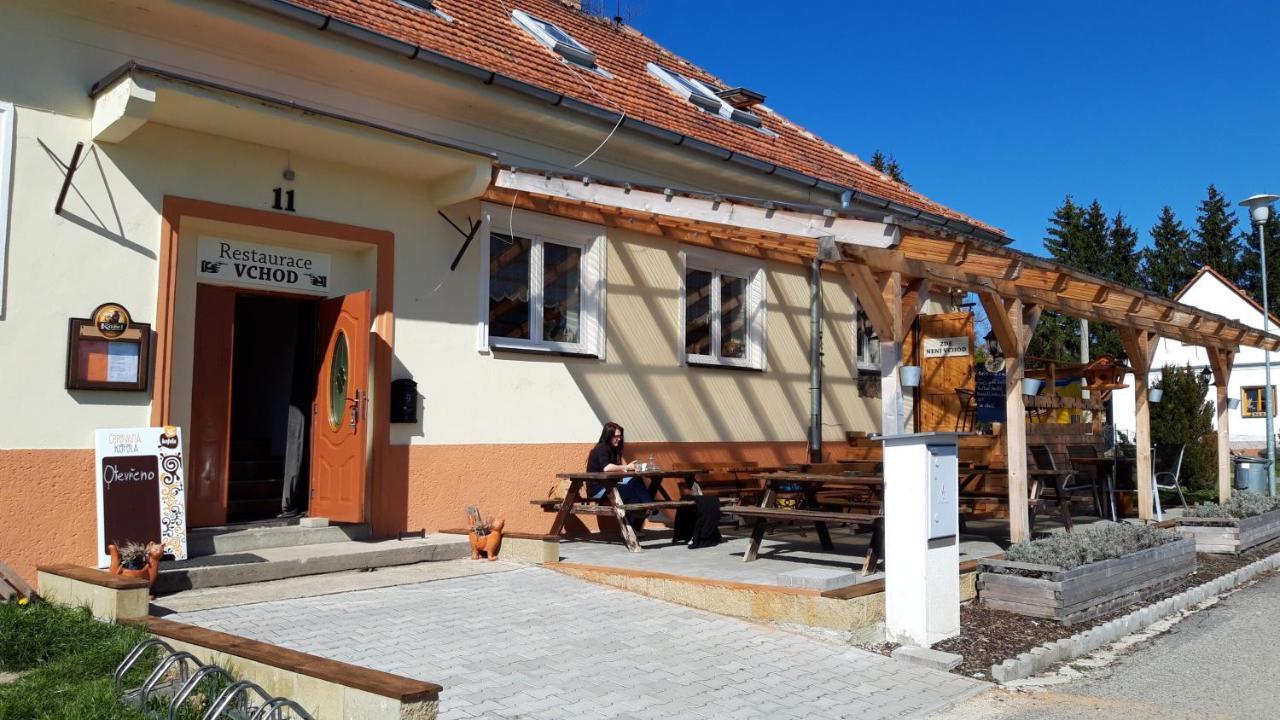 Penzion-Na Navsi Horni Plana Exterior photo